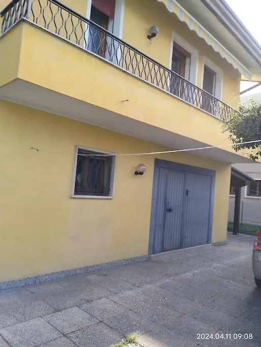 Appartamento Casa Gialla Quartiere Tranquillo A Padova Vicino Al Centro E Servizi 0*,  Italy