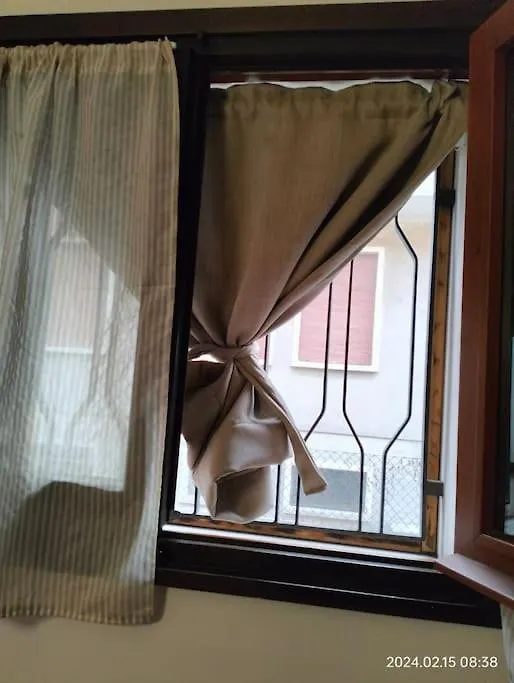 Apartment Appartamento Casa Gialla Quartiere Tranquillo A Padova Vicino Al Centro E Servizi
