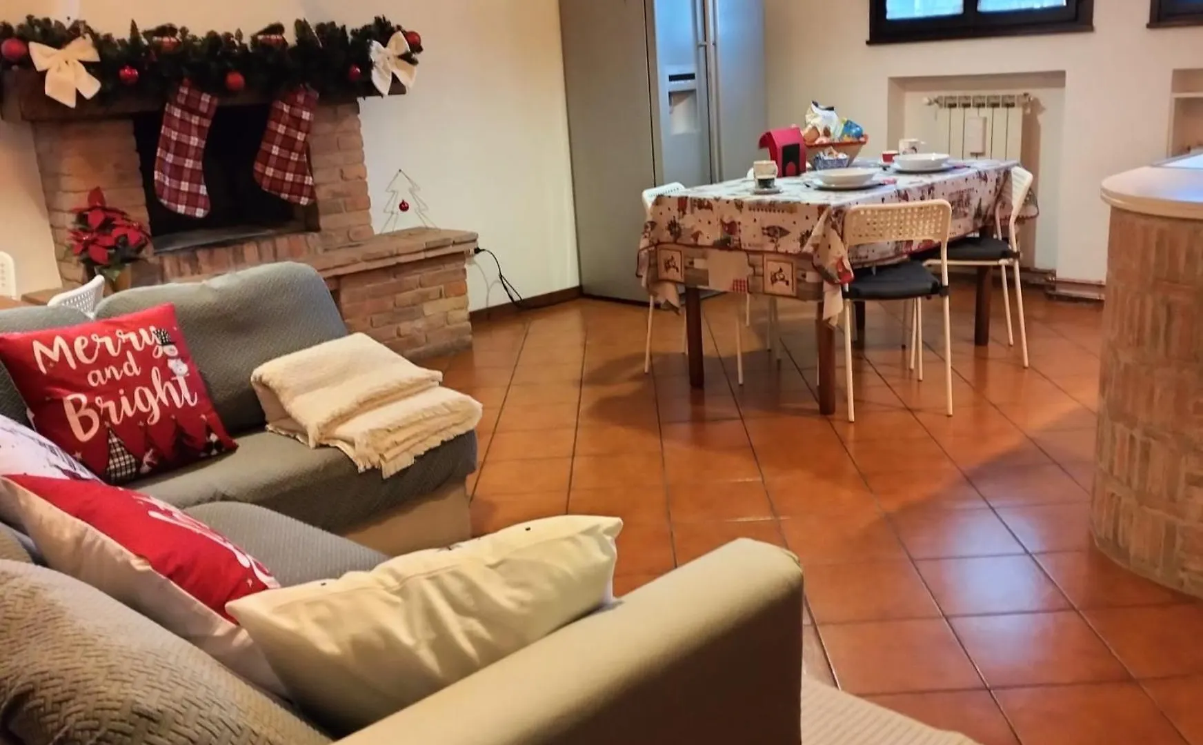 Appartamento Casa Gialla Quartiere Tranquillo A Padova Vicino Al Centro E Servizi